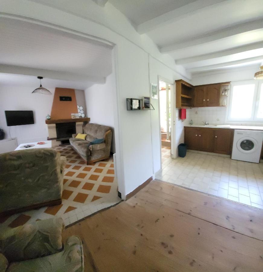 La Maison Rouge Paisible Maison De Pays Saujon Εξωτερικό φωτογραφία